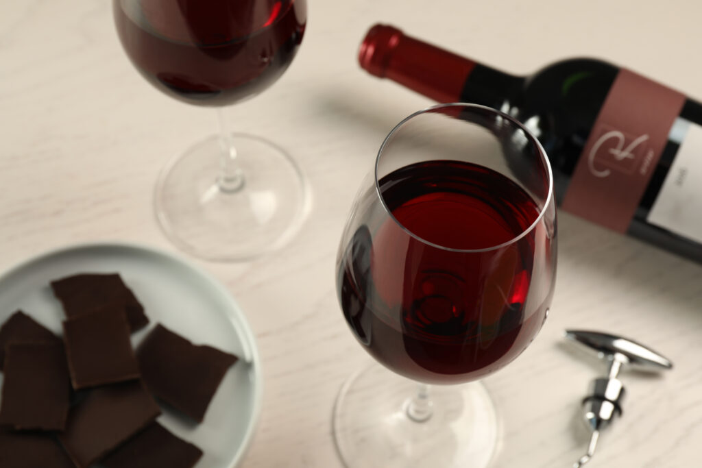 Chocolate e Vinho: Que Tipos de Vinho Harmonizam Melhor com Chocolate?